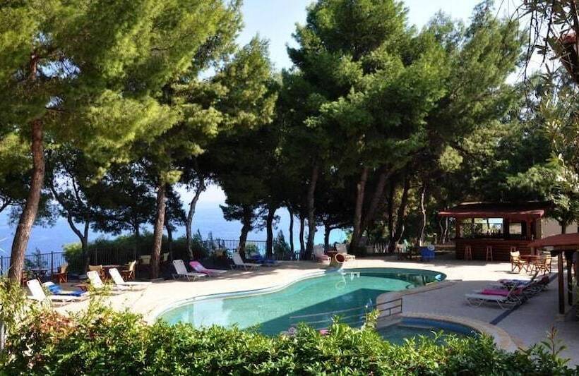 בית מלון כפרי Evripidis