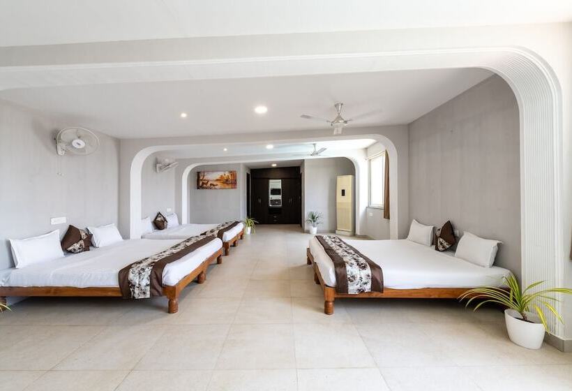 בית מלון כפרי Goldmark Resort Churna In Satpura National Park