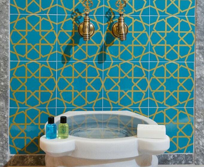 Hattusa Vacation Business Thermal Hotel Saray