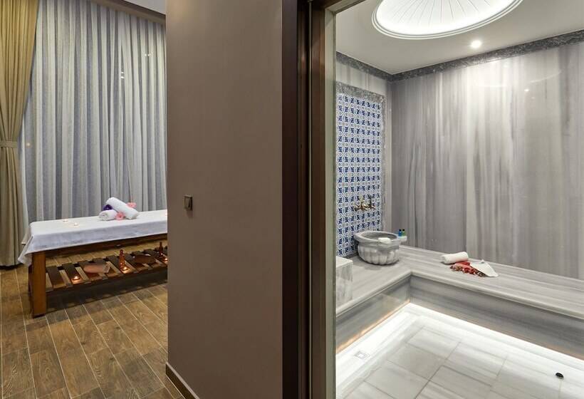 Hattusa Vacation Business Thermal Hotel Saray
