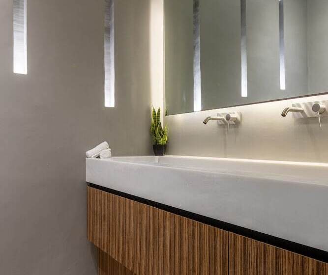 Отель Heavens Edge