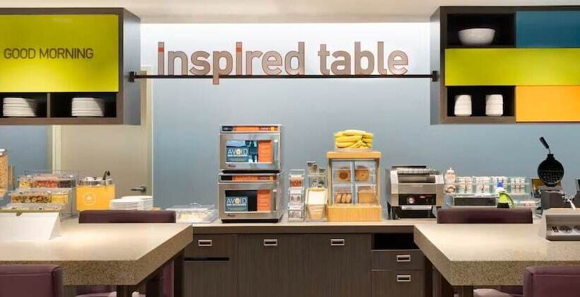 ホテル Home2 Suites By Hilton Falls Church