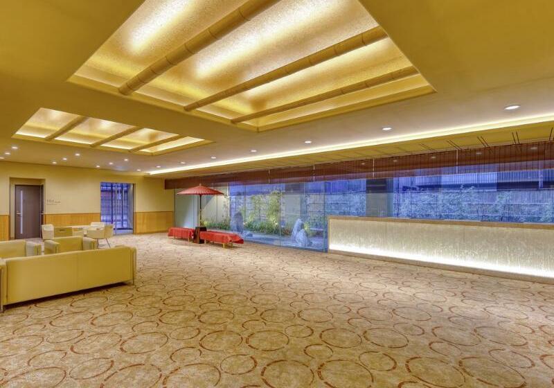 בית מלון כפרי Ibis Styles Kyoto Shijo