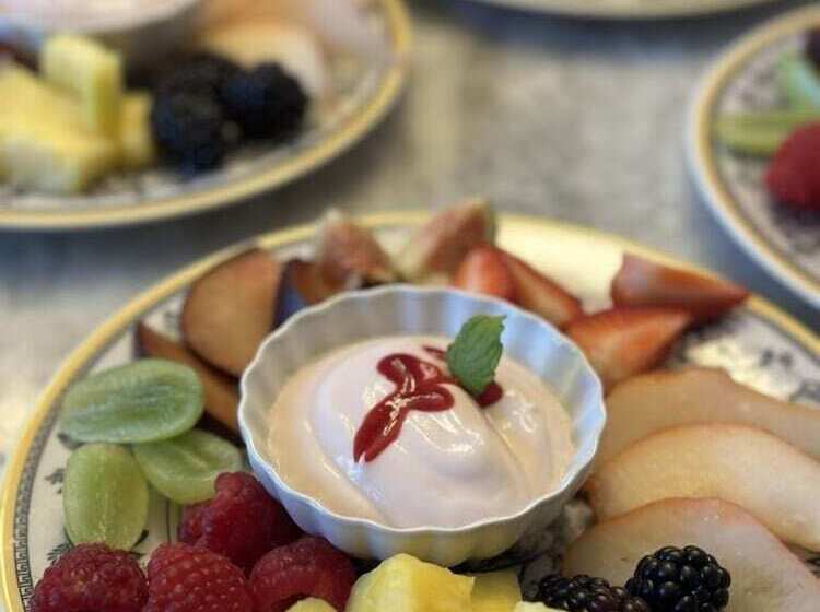 בית מלון כפרי The Inn On Knowles Hill