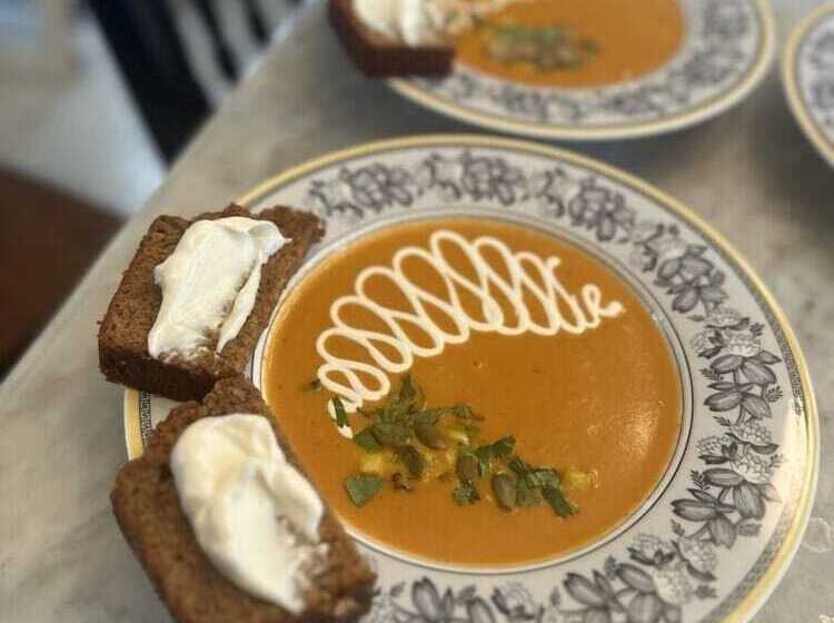 בית מלון כפרי The Inn On Knowles Hill