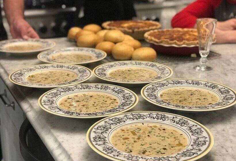 בית מלון כפרי The Inn On Knowles Hill