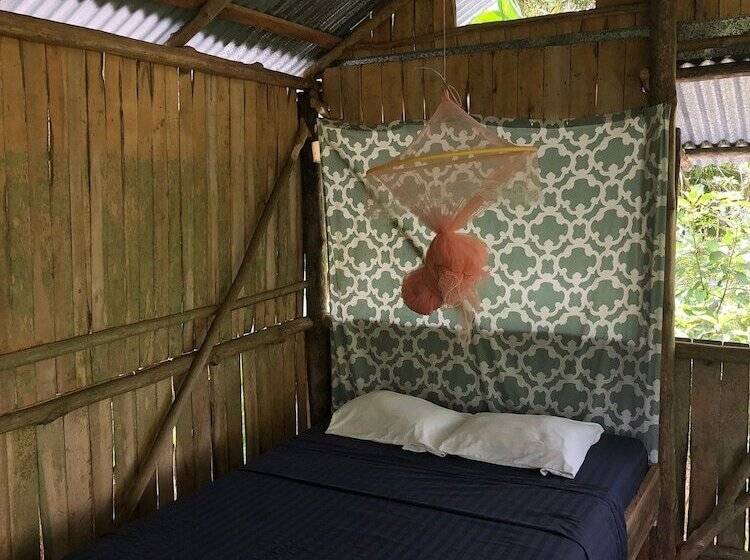 فندق La Muñequita Lodge