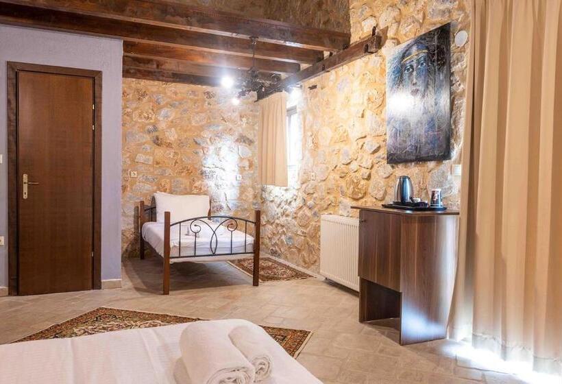 בית מלון כפרי Lithea Mountain Resort