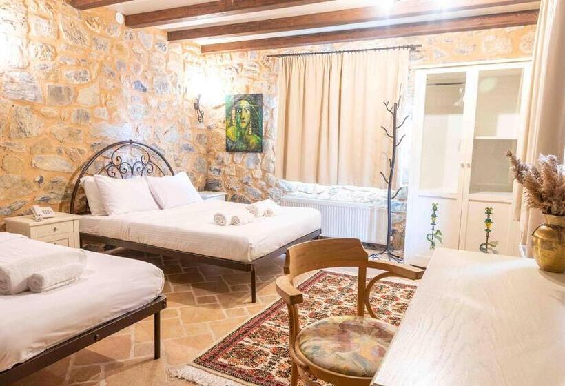 בית מלון כפרי Lithea Mountain Resort