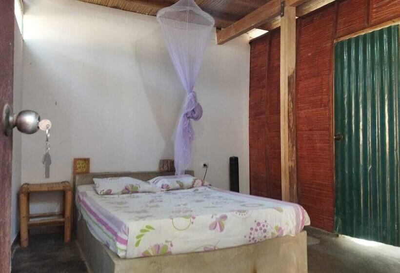 Отель Los Almendros Mancora