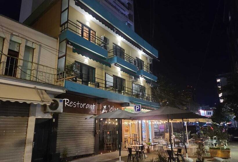 فندق Deha Rooms & Apartments