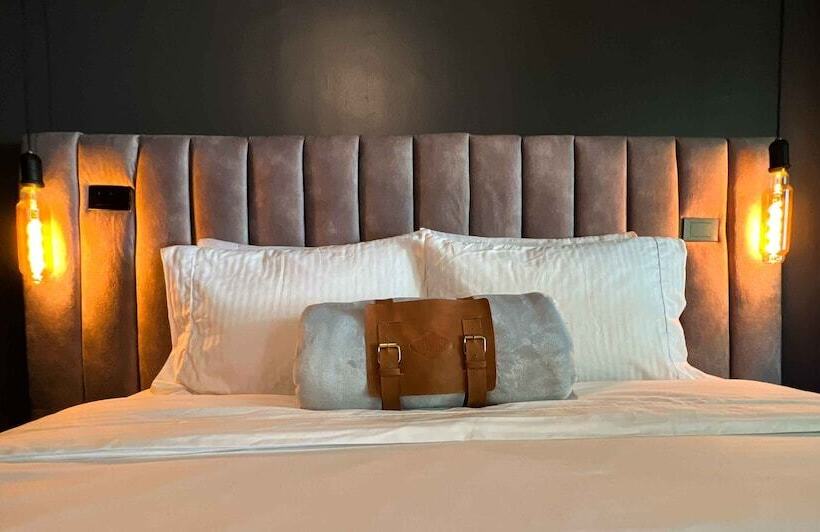 בית מלון כפרי Mystic Luxury Lofts