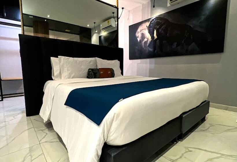 בית מלון כפרי Mystic Luxury Lofts