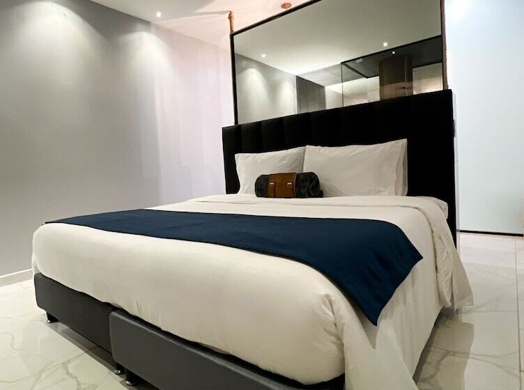 בית מלון כפרי Mystic Luxury Lofts