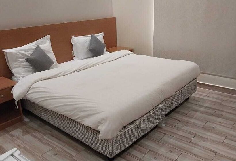 ホテル Oasis Residential