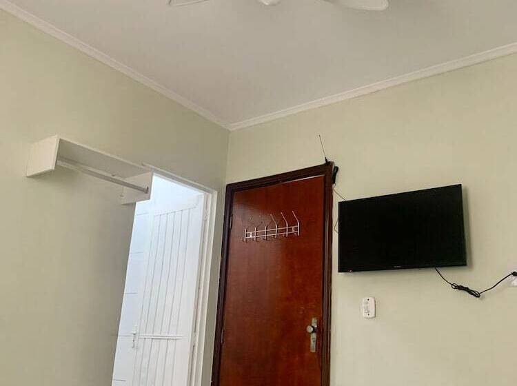 ホテル Pousada Vila Universitaria