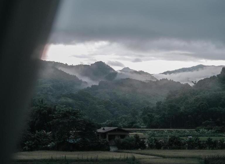 בית מלון כפרי Pu Pah Kanna Pua   ปู๋ ป๋าล์ คันนา ปัว