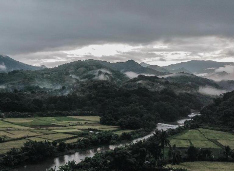 Otel Pu Pah Kanna Pua   ปู๋ ป๋าล์ คันนา ปัว