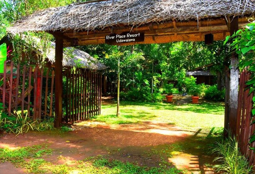 ホテル River Place Resort