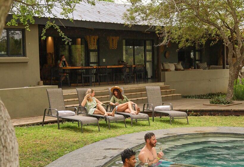 فندق Simbavati Homestead