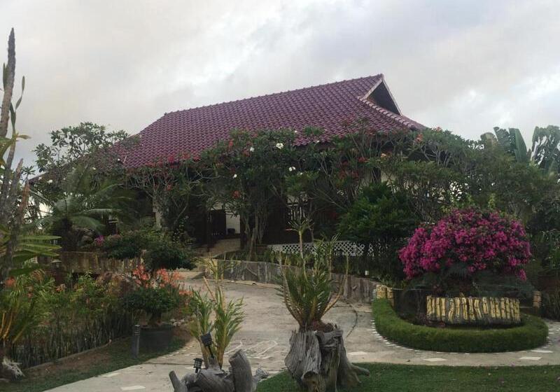 فندق Singgahsana Villa By Zuzu