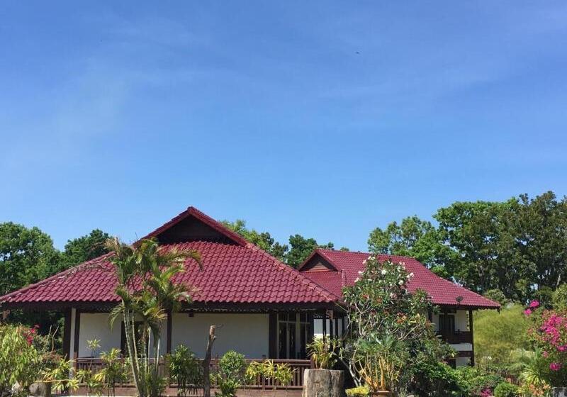 فندق Singgahsana Villa By Zuzu