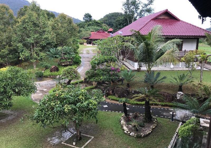 فندق Singgahsana Villa By Zuzu