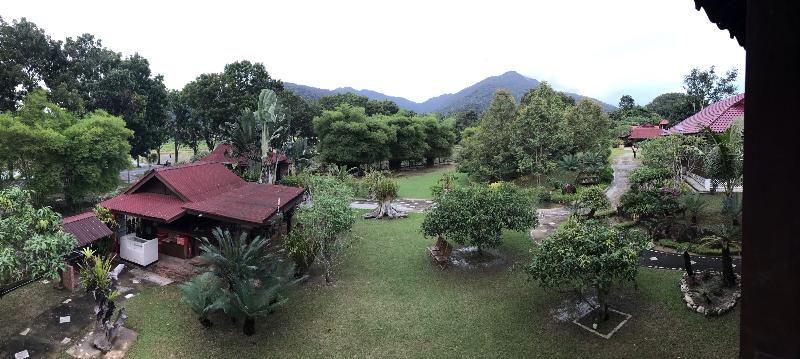 فندق Singgahsana Villa By Zuzu