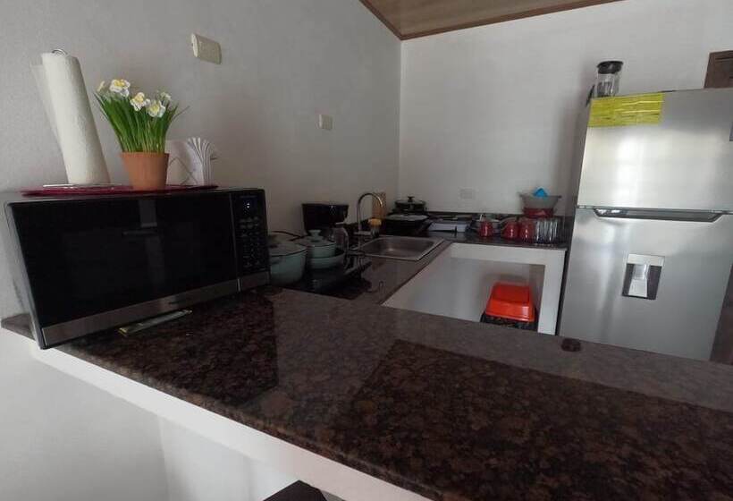 בית מלון כפרי Smokee