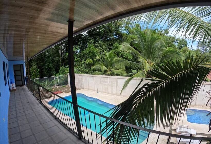 בית מלון כפרי Smokee