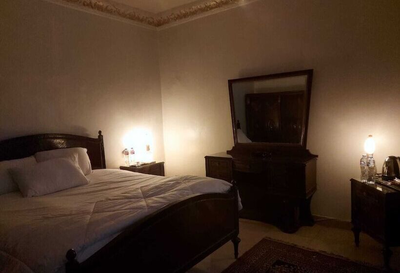 בית מלון כפרי Sphinx Safari