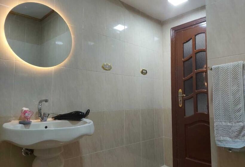 בית מלון כפרי Sphinx Safari