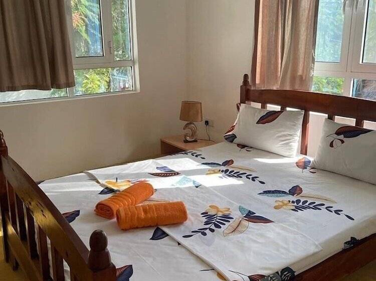 فندق Sunrise Beach Villa