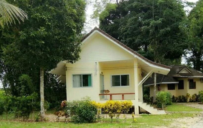 Szálloda Takorn Garden Home