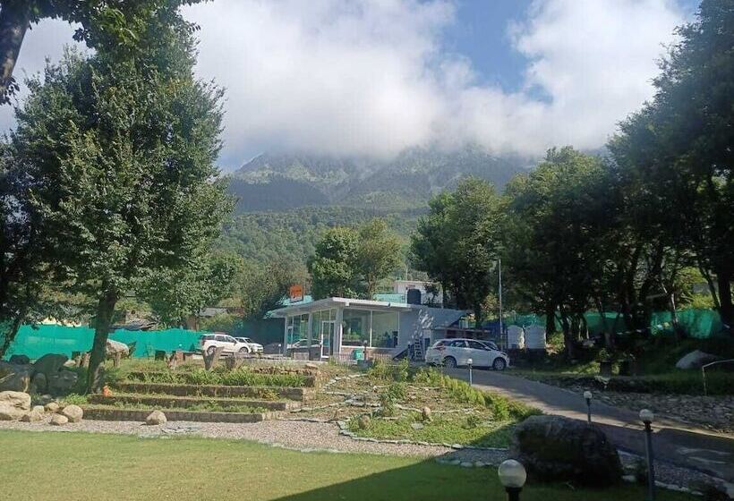 فندق Himalayan Off Trails