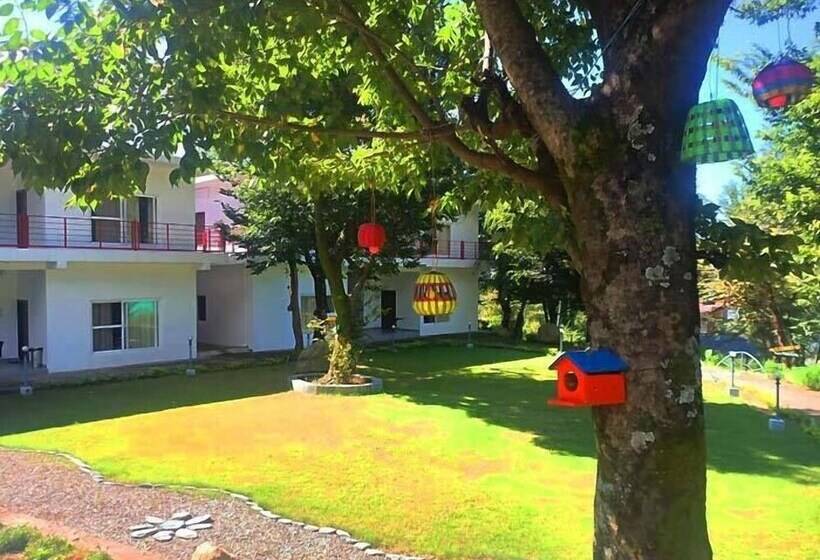 فندق Himalayan Off Trails