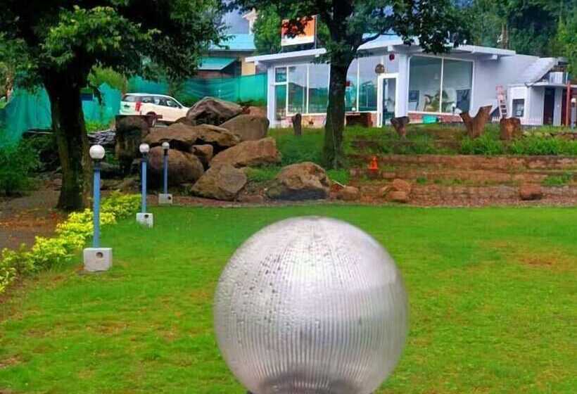 فندق Himalayan Off Trails