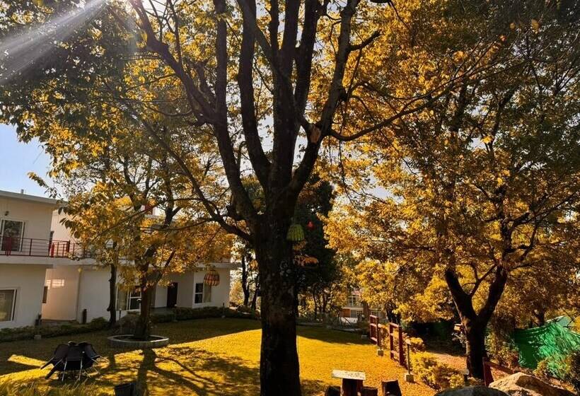 فندق Himalayan Off Trails