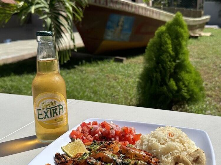 فندق Y Restaurante Mariana