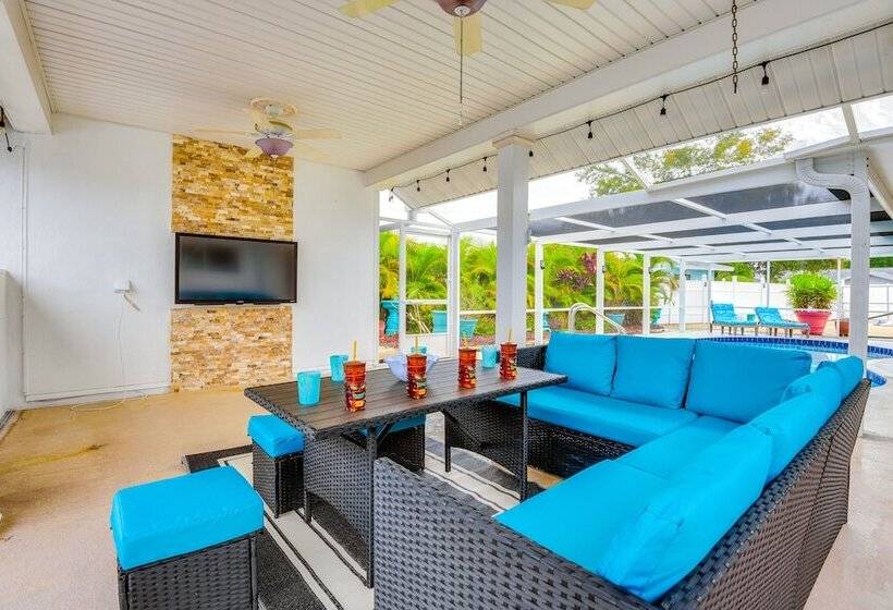 6 Mi To Beach, Beach Gear: Idyllic Bradenton Home
