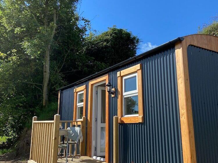 Shepherds Hut Near Gortin Omagh