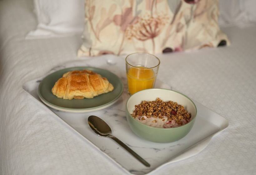 Shepherds Hut Near Gortin Omagh