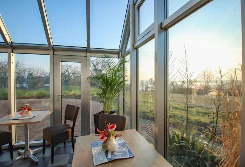 Inselhotel Kleiner Bodden