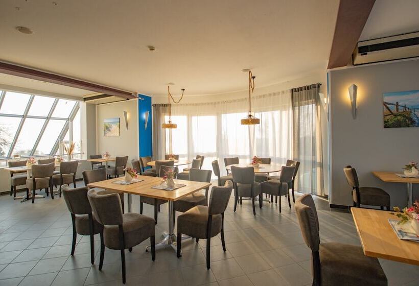 Inselhotel Kleiner Bodden