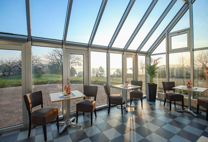Inselhotel Kleiner Bodden