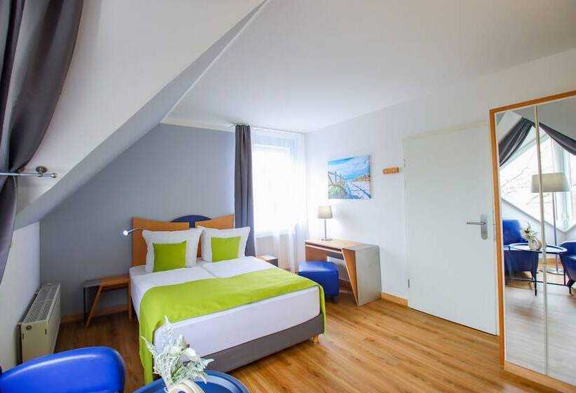 Inselhotel Kleiner Bodden