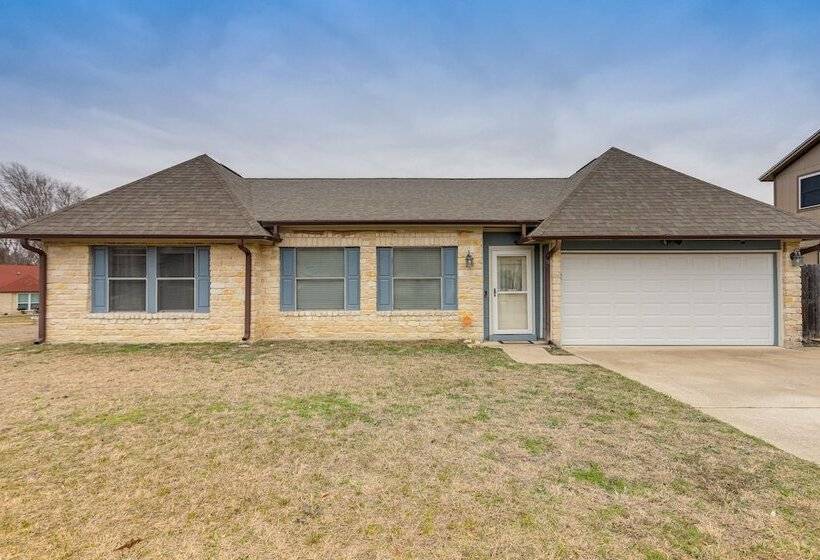Killeen Home W/ Sunroom ~ 8 Mi To Fort Cavazos!