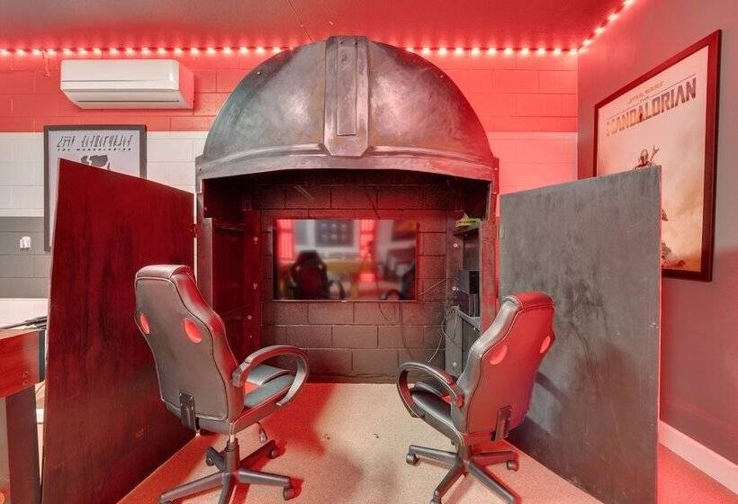 3 Mi To Disney: Kissimmee Home W/ Game Room