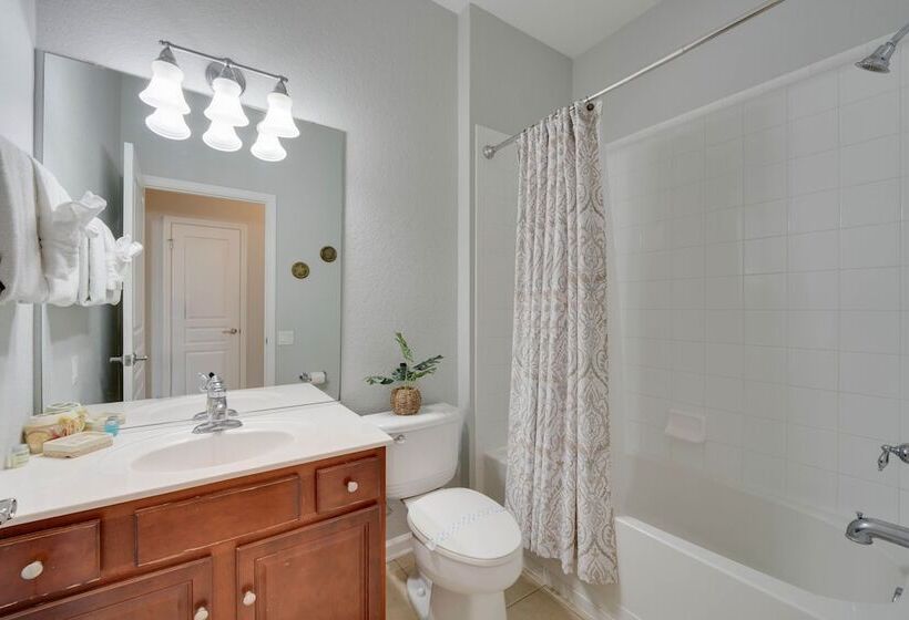 3 Mi To Disney: Kissimmee Home W/ Game Room