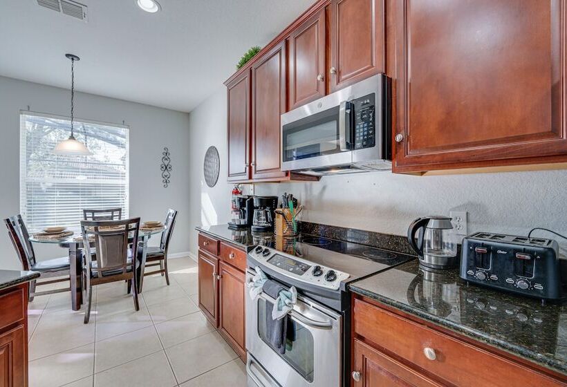 3 Mi To Disney: Kissimmee Home W/ Game Room